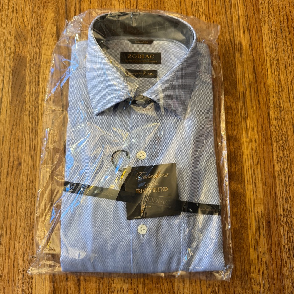 NWT Zodiac Casafora Trinity Button down shirt, blue and white, size 15.5